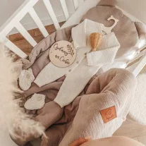 Infantilo muszlin babaágynemű szett macipárnával - bézs