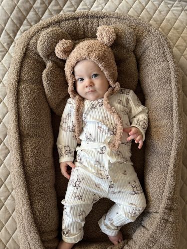 Teddy babafészek macipárnával - csokoládé