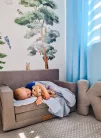 Kinyitható gyerek kanapé saját névvel - világos szürke