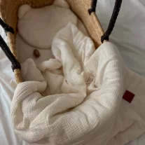 Infantilo muszlin babaágynemű szett macipárnával - krém