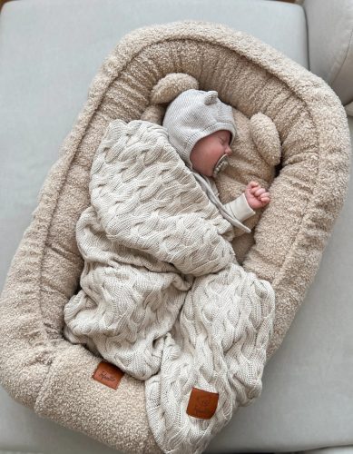 Teddy babafészek macipárnával - bézs