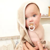 Meyco Baby kapucnis törölköző - homok